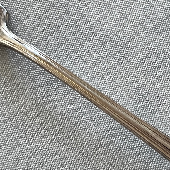 1932 Wm. A. Rogers A1 Plus Silver Plate seafood pickle Fork 6.5" Oneida Ltd. - Picture 8 of 11